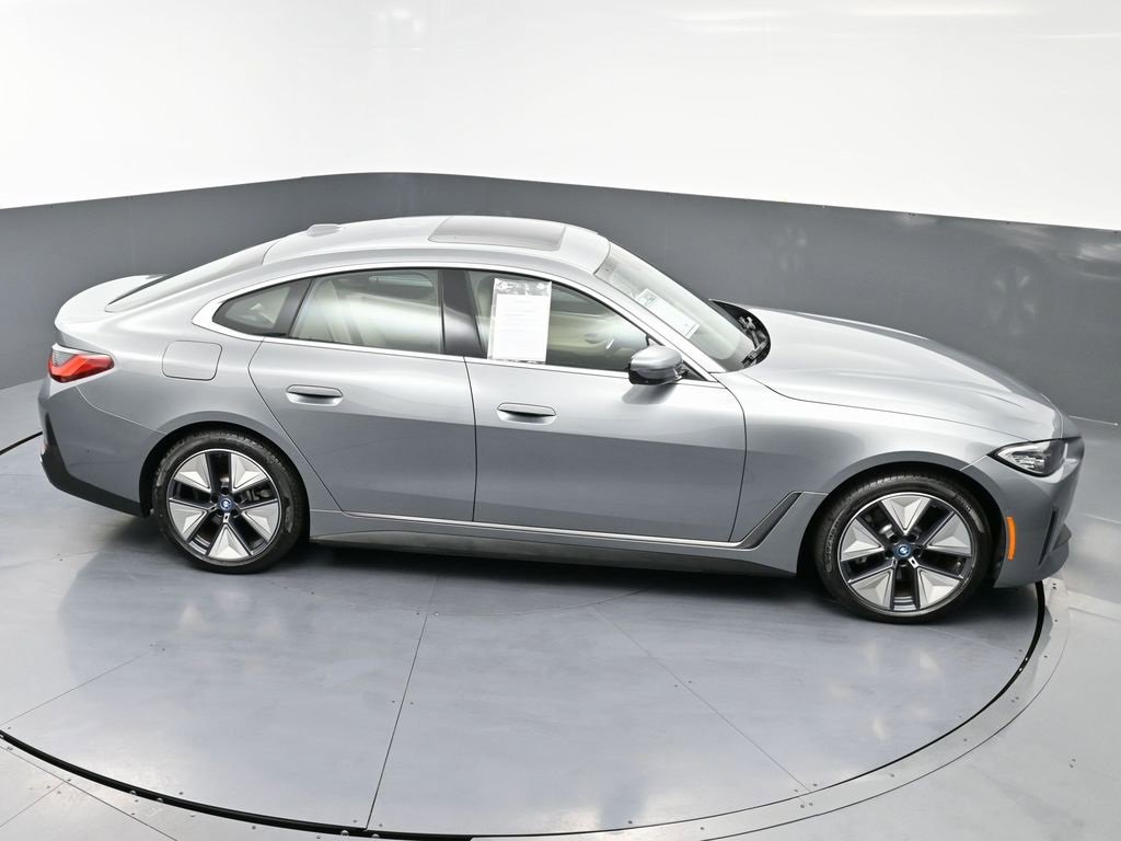 Used 2023 BMW i4 eDrive35 w/ Premium Package image 46