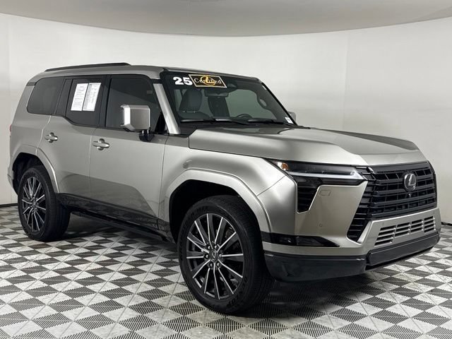 Used 2025 Lexus GX 550 w/ Accessory Package (2T) AWD/4WD image 11