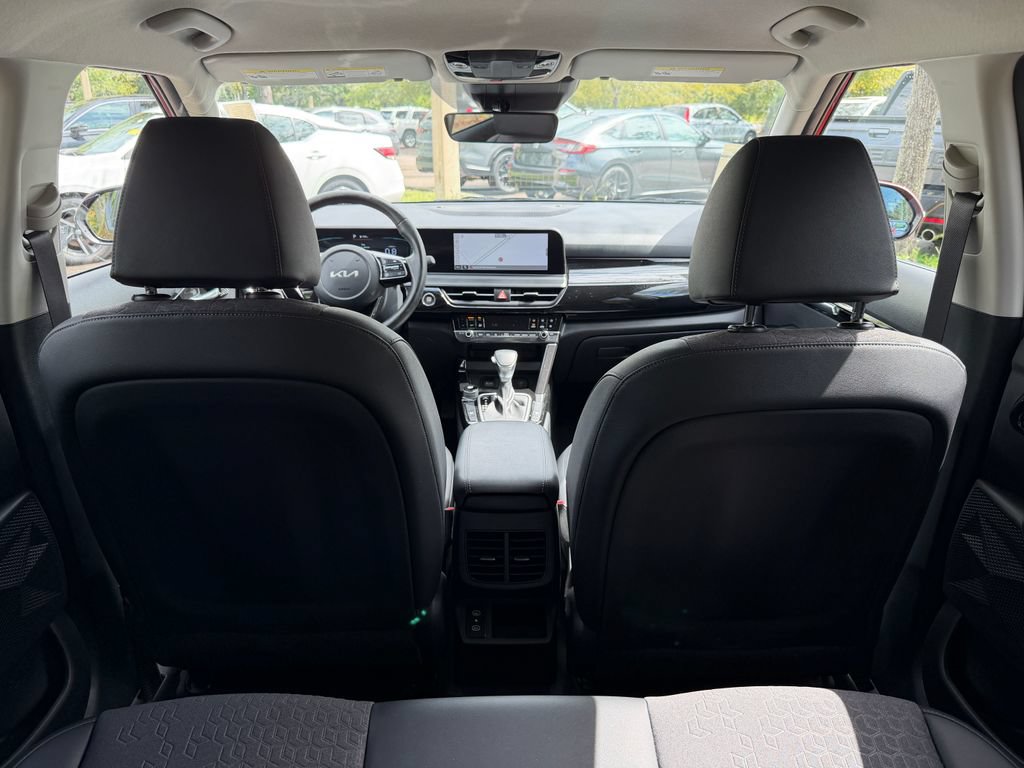 Used 2025 Kia Seltos S FWD image 8