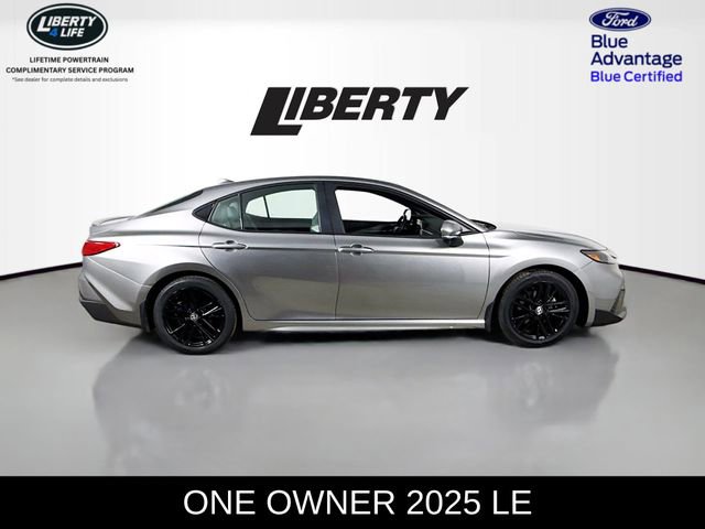 Used 2025 Toyota Camry LE image 8