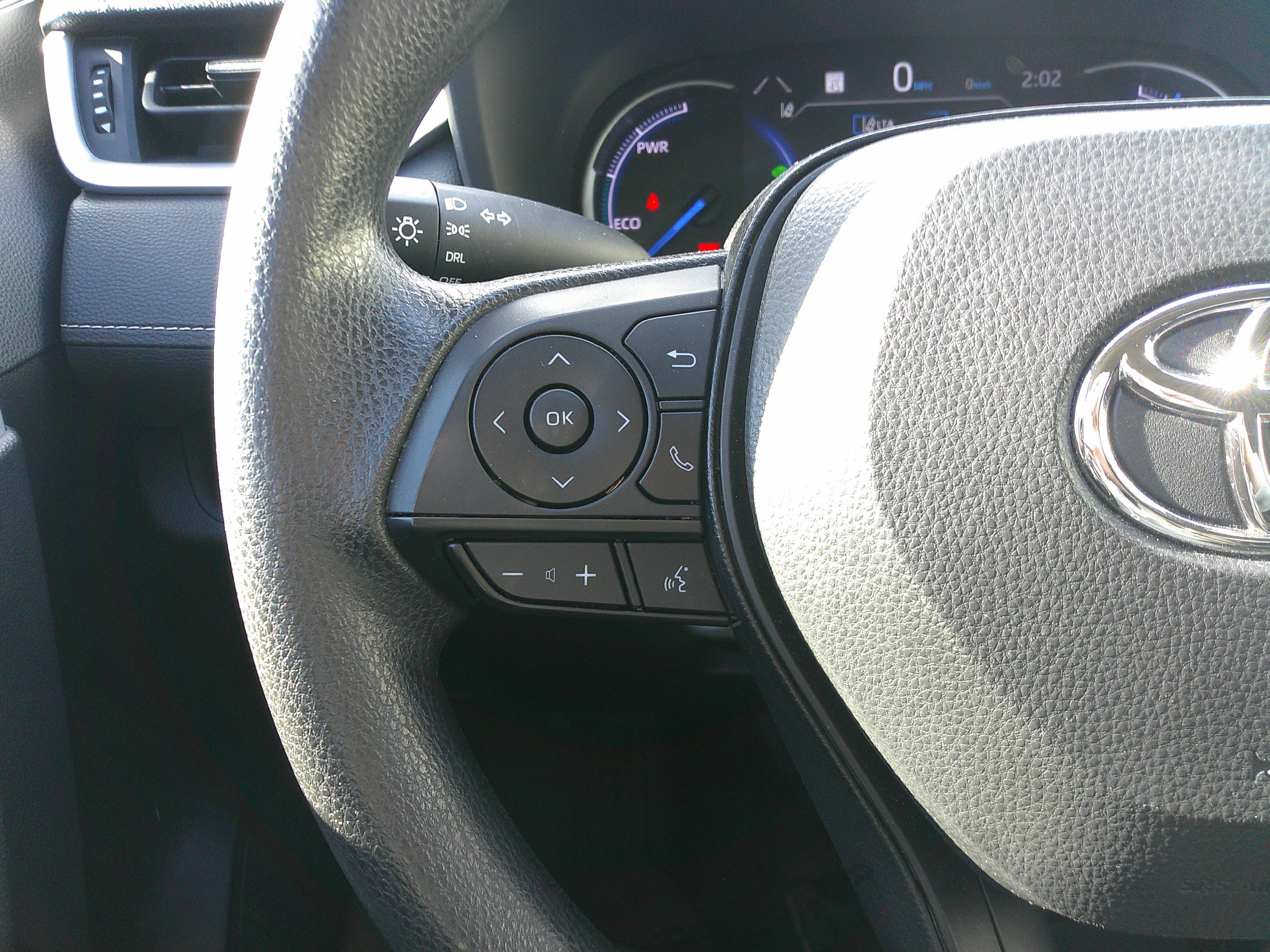 Used 2023 Toyota RAV4 LE image 19