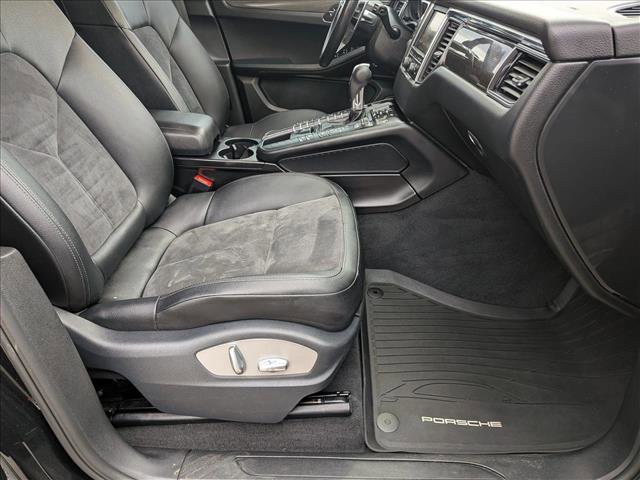 Used 2016 Porsche Macan S AWD/4WD image 22