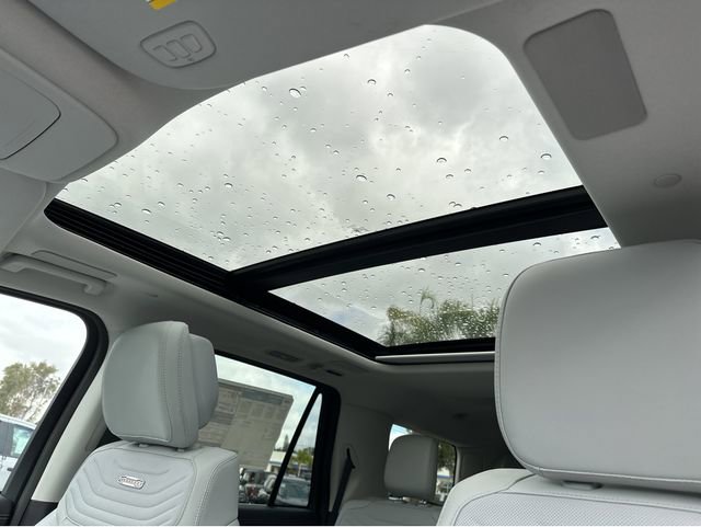 New 2026 Ford Expedition Platinum w/ Platinum Ultimate Package image 15
