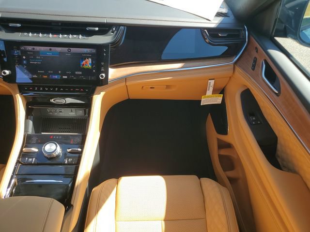 New 2026 Jeep Grand Cherokee Summit image 20