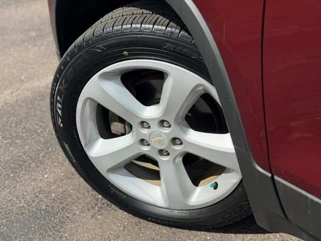Used 2016 Chevrolet Trax LTZ AWD/4WD image 28