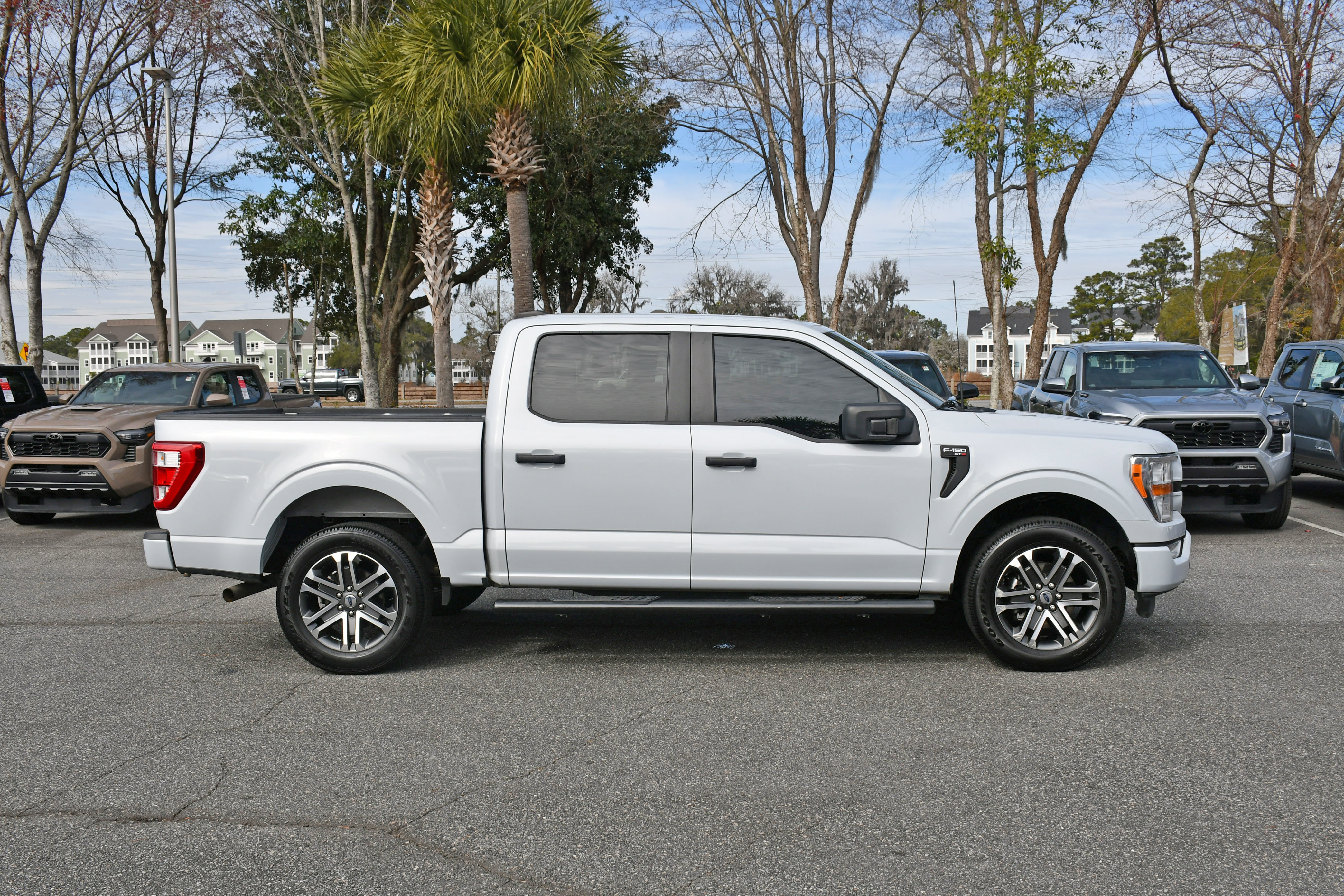 Used 2022 Ford F150 XL w/ STX Appearance Package image 5