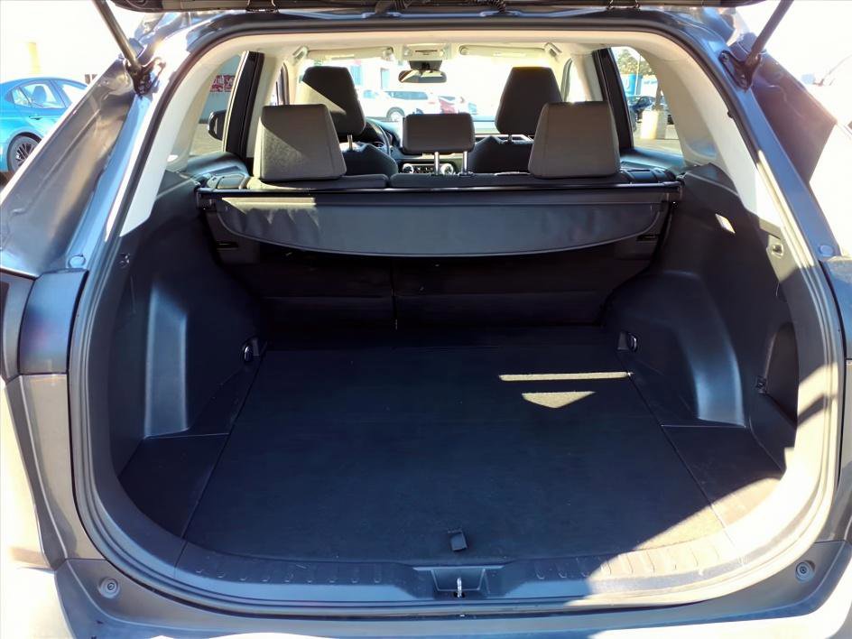 Certified 2024 Toyota RAV4 XLE image 9
