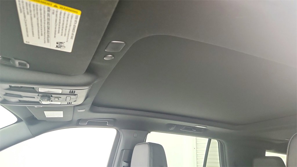 Used 2024 GMC Yukon Denali w/ Max Trailering Package image 16
