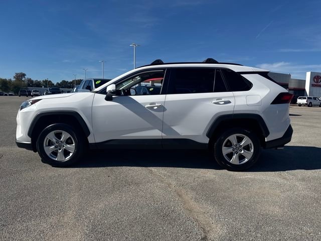 Used 2021 Toyota RAV4 XLE image 2