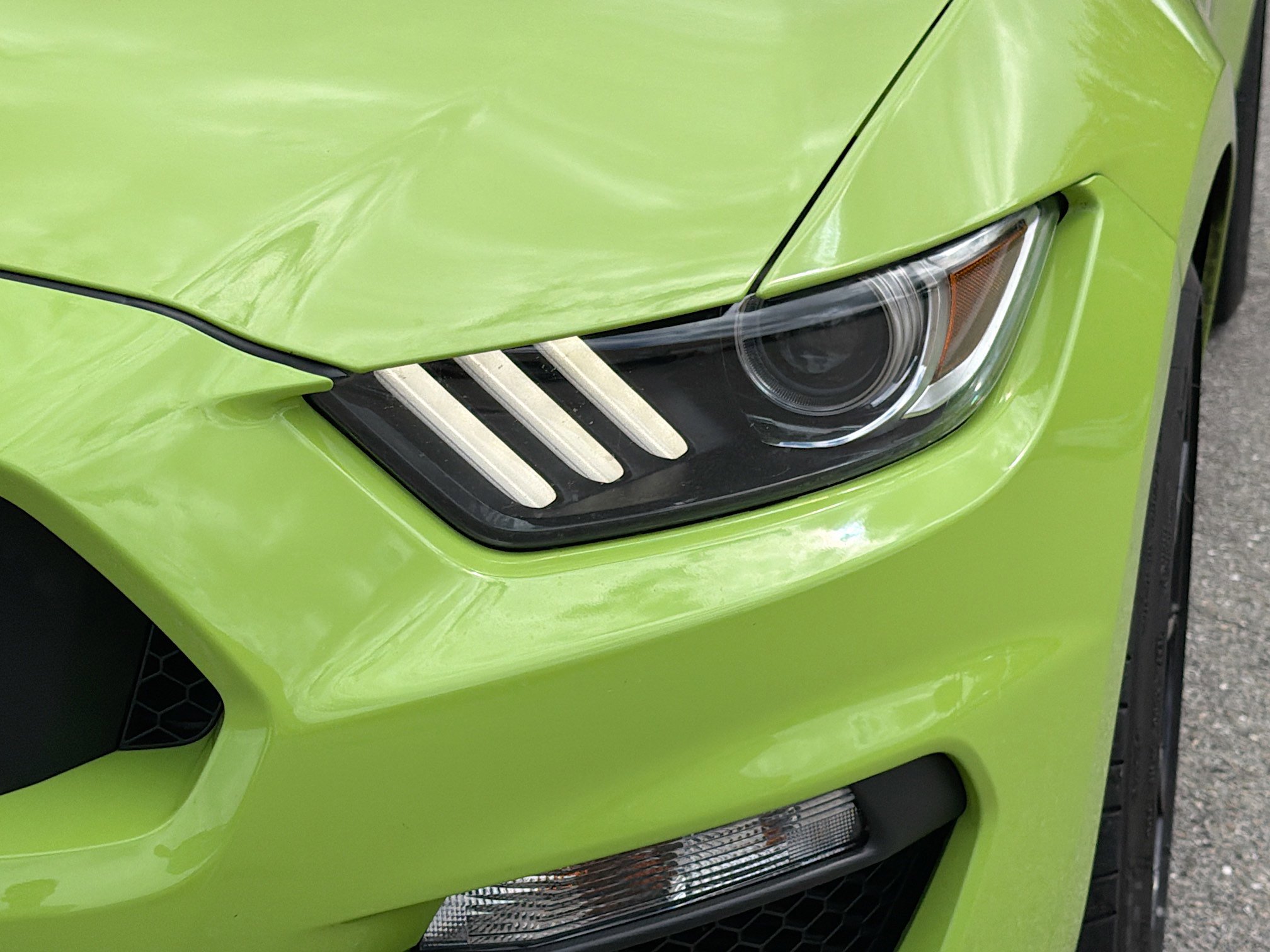 Used 2020 Ford Mustang Shelby GT350 w/ Technology Package image 9