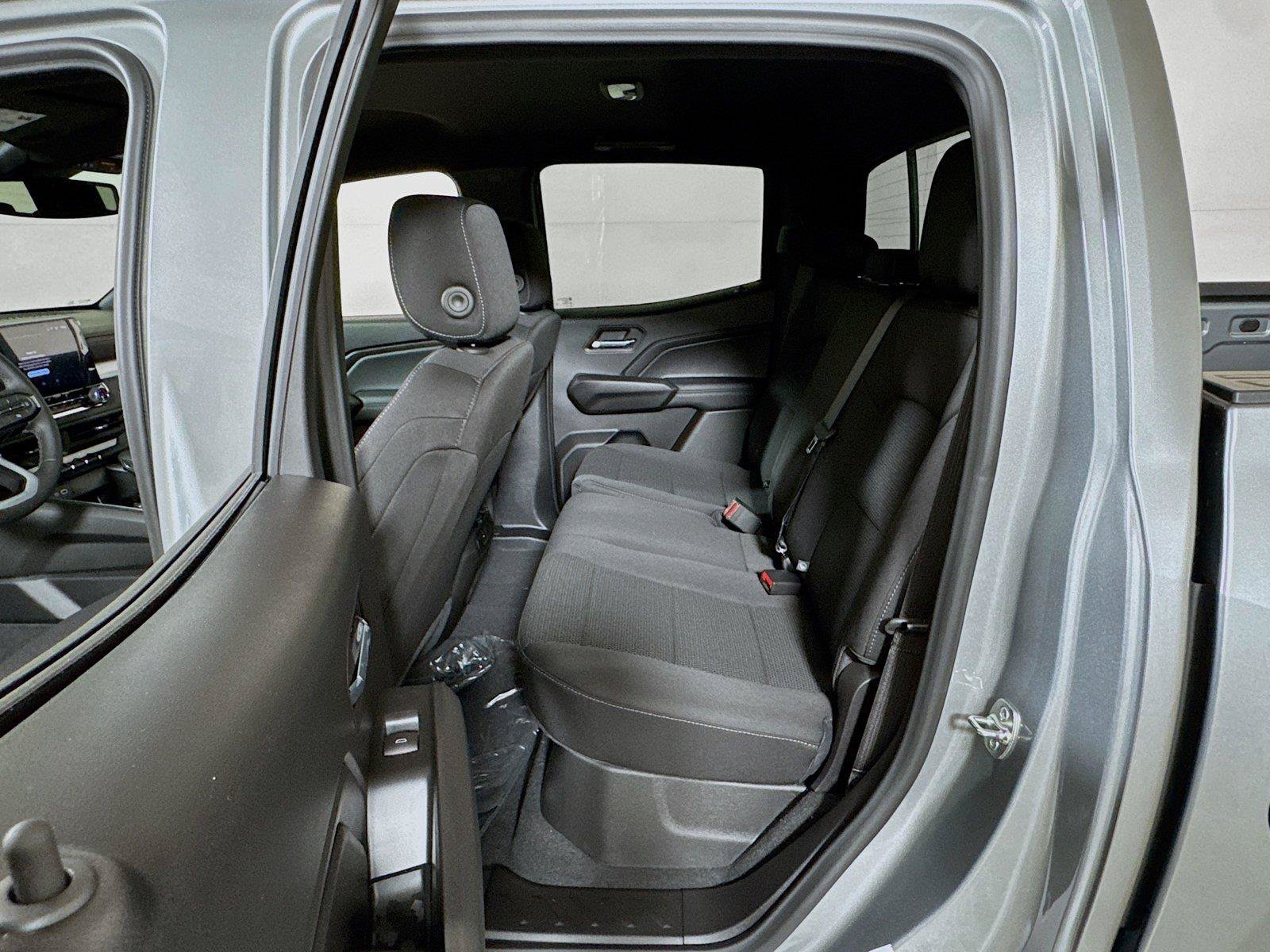 New 2026 Chevrolet Colorado LT w/ Advanced Trailering Package AWD/4WD image 13