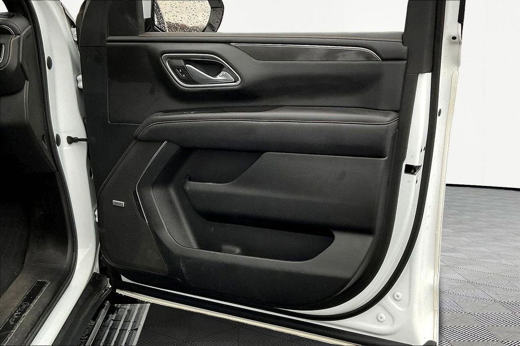 Used 2021 GMC Yukon XL AT4 w/ AT4 Premium Package image 31