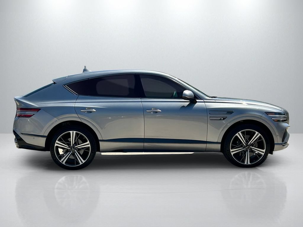 Used 2025 Genesis GV80 3.5T e-SC AWD/4WD image 4
