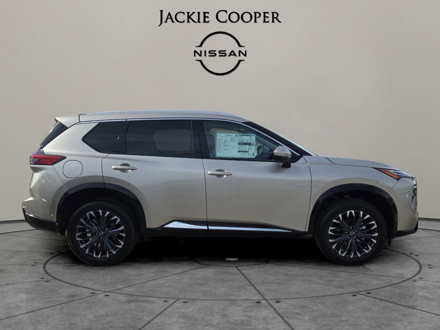 New 2026 Nissan Rogue Platinum w/ Platinum Premium Package image 6