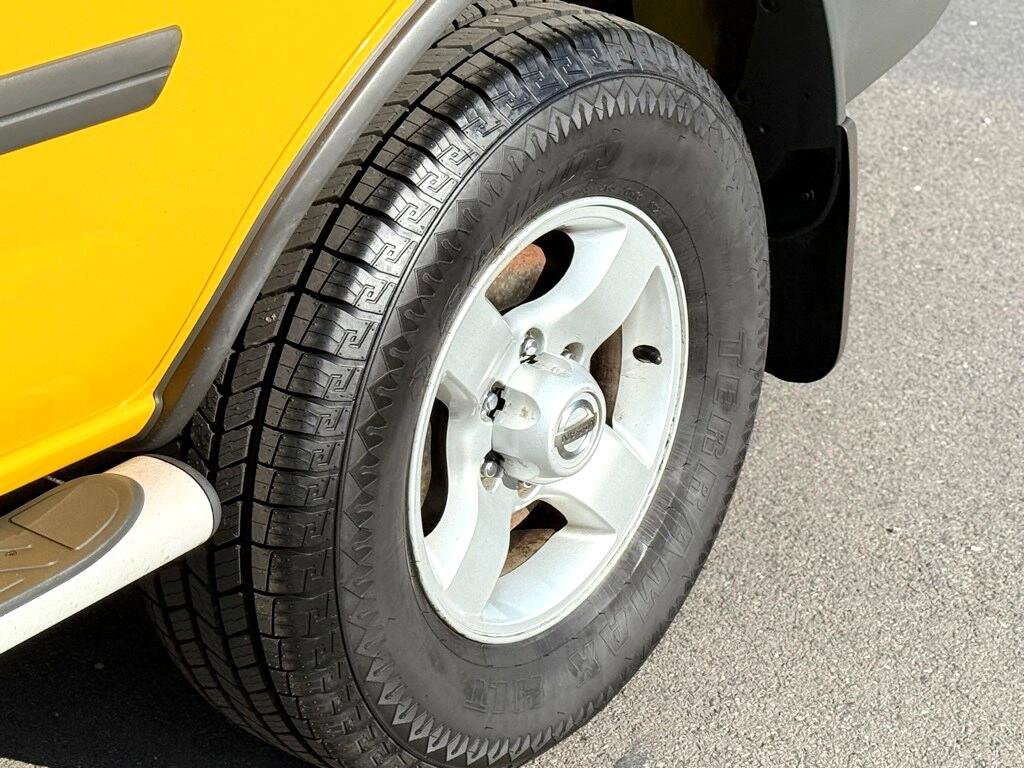 Used 2004 Nissan Xterra XE image 12