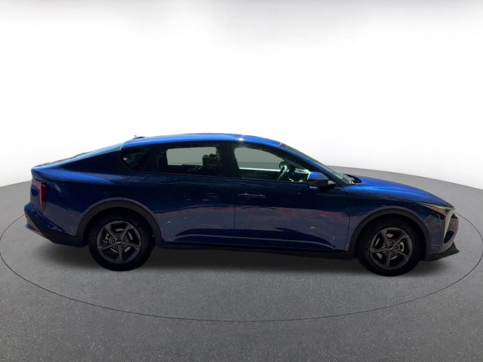 Used 2025 Kia K4 FWD image 16