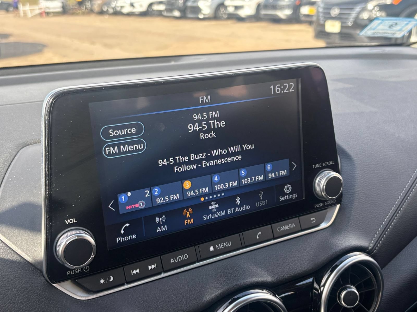 Used 2025 Nissan Sentra SV FWD image 19