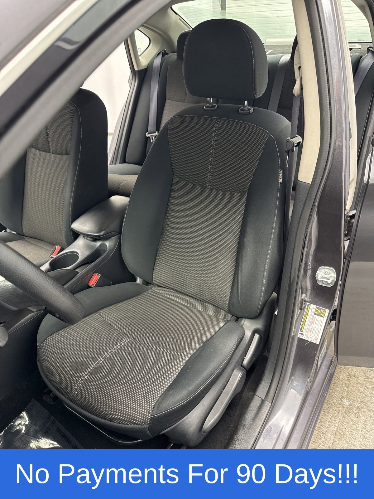 Used 2014 Nissan Sentra S image 9