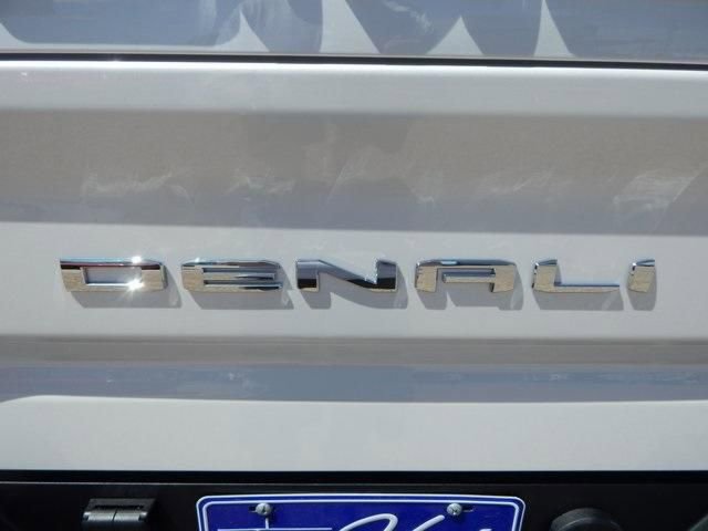 New 2025 GMC Sierra 2500 Denali w/ Denali Reserve Package image 10