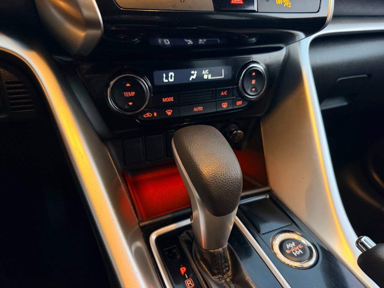 Used 2019 Mitsubishi Eclipse Cross LE AWD/4WD image 36