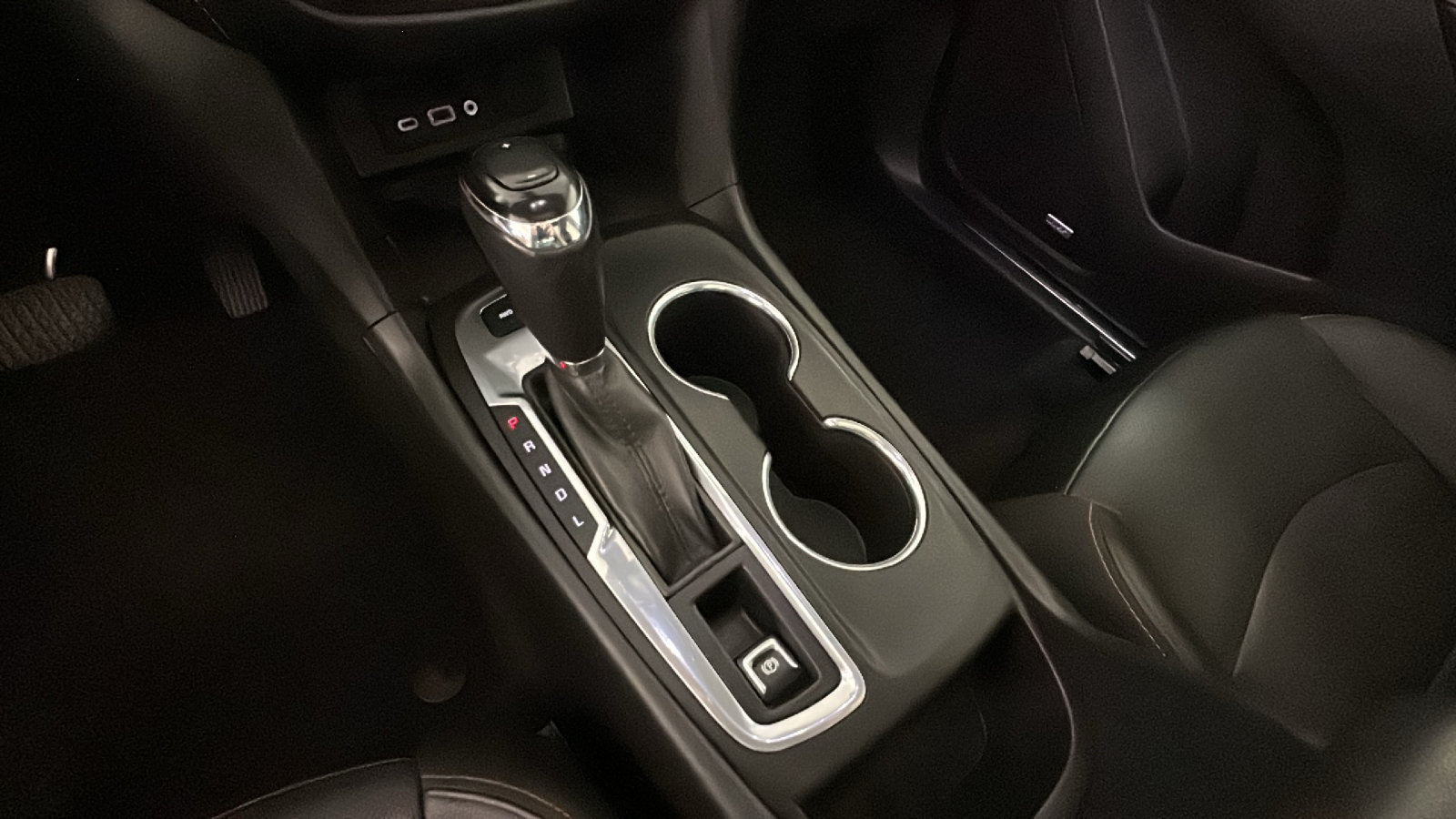 Used 2019 Chevrolet Equinox Premier AWD/4WD image 26