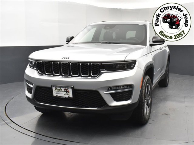 New 2025 Jeep Grand Cherokee Limited 4xe image 2