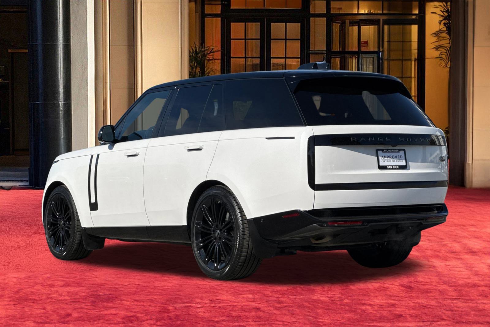 Certified 2023 Land Rover Range Rover SE image 4