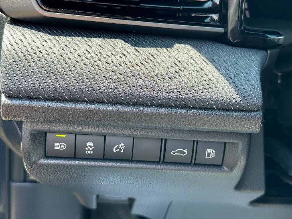 Certified 2026 Toyota Camry SE w/ Convenience Package FWD image 19