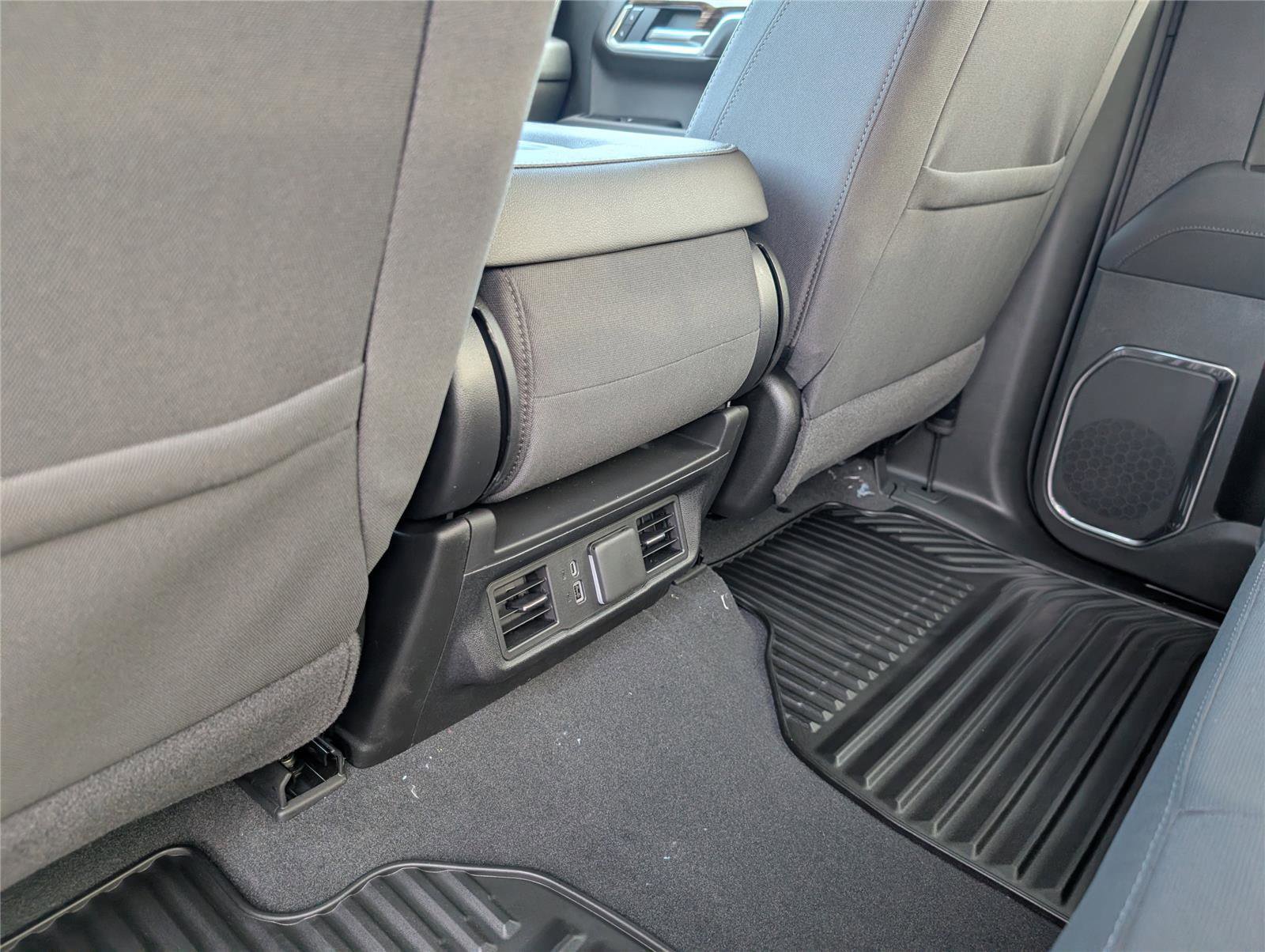 New 2026 GMC Sierra 1500 Elevation AWD/4WD image 12