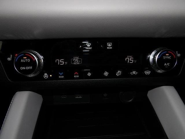 New 2025 Mitsubishi Outlander SEL image 24