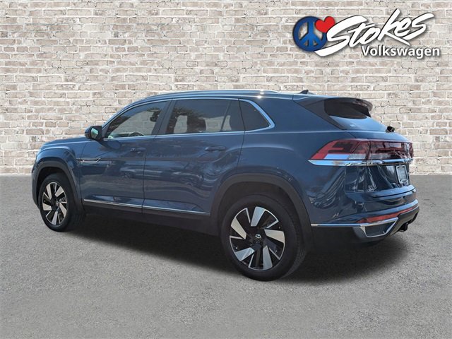 Certified 2025 Volkswagen Atlas Cross Sport SEL image 6