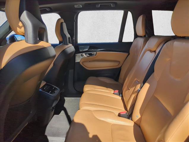 Used 2017 Volvo XC90 T6 Momentum w/ Vision Package image 14