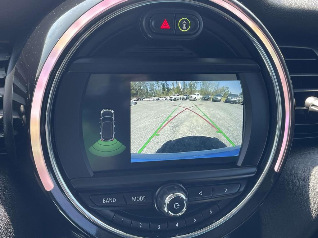 Used 2019 MINI Cooper S w/ Premium Package image 16