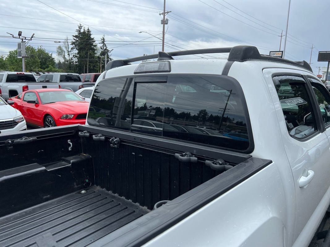 Used 2019 Toyota Tacoma TRD Sport w/ Technology Package AWD/4WD image 7