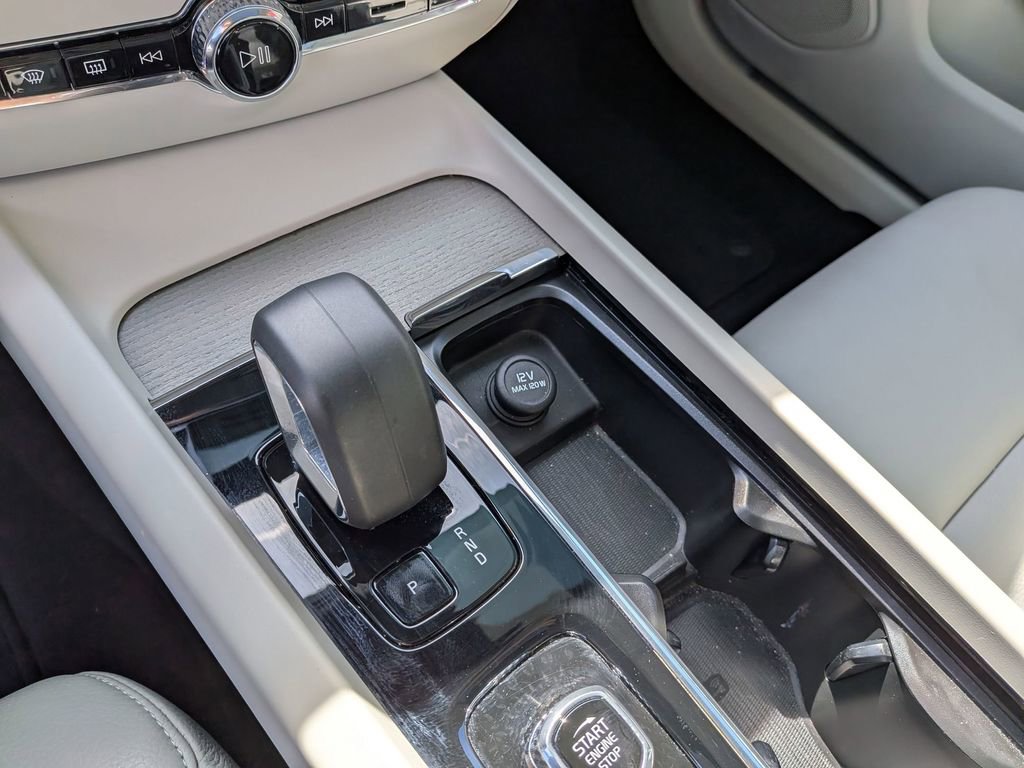 Used 2024 Volvo S60 B5 Plus w/ Climate Package FWD image 19