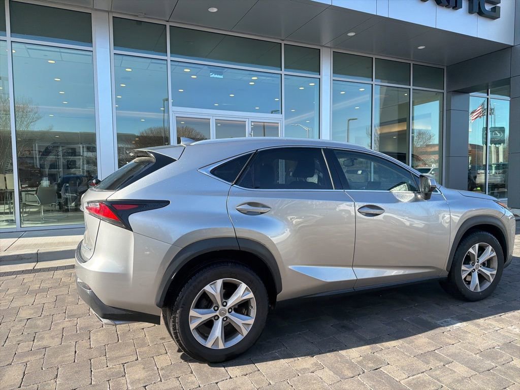 Used 2017 Lexus NX 200t FWD w/ Premium Package image 12