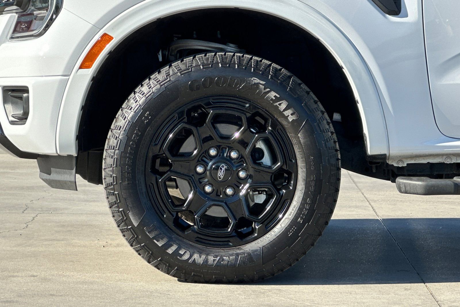 Used 2025 Ford Ranger XLT w/ Black Appearance Package image 24