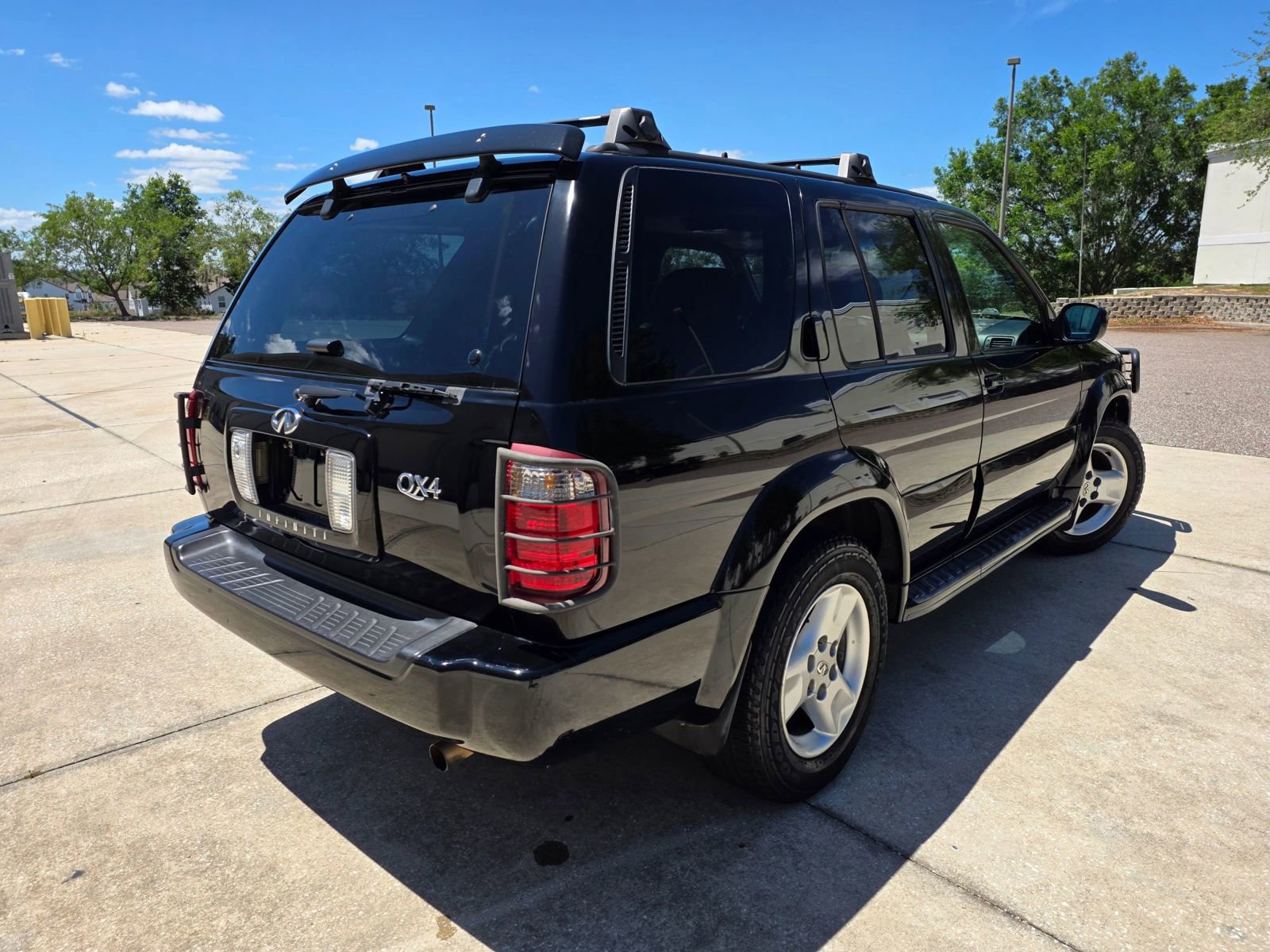 Used 2001 INFINITI QX4 2WD image 6