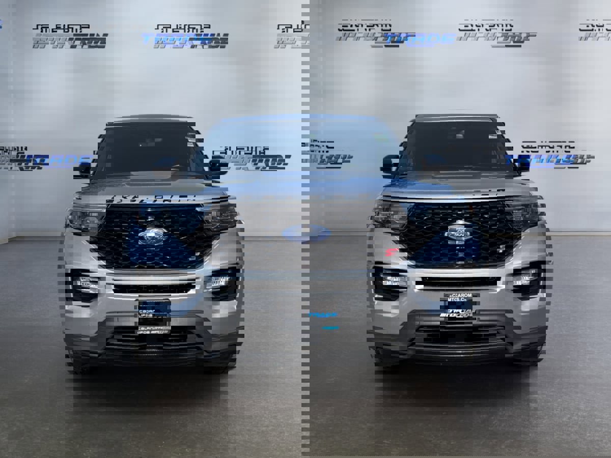 Used 2022 Ford Explorer ST w/ ST Street Pack image 2