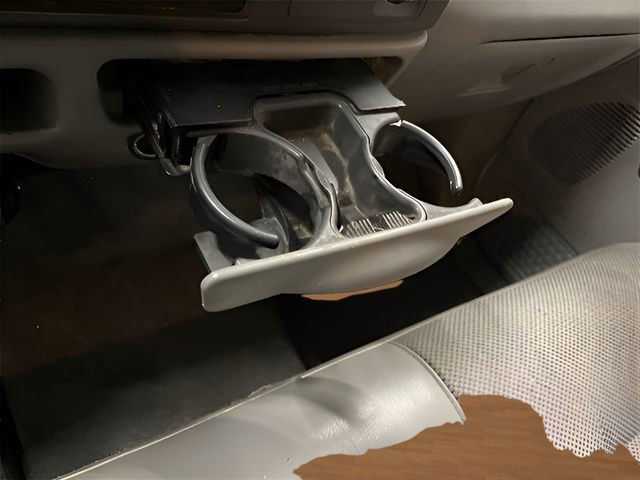 Used 2004 Ford F550 4x4 Regular Cab Super Duty image 18