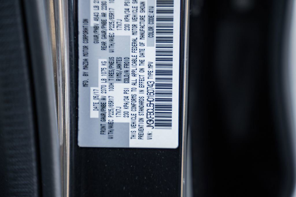 Used 2017 MAZDA CX-5 Touring w/ I-ACTIVSENSE Package image 38