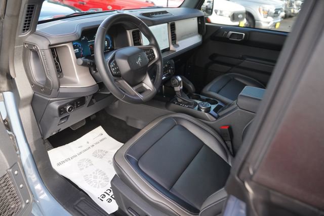 Used 2025 Ford Bronco Outer Banks w/ Sasquatch Package image 8
