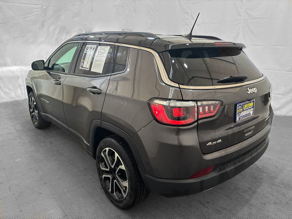 Used 2023 Jeep Compass Limited AWD/4WD image 4