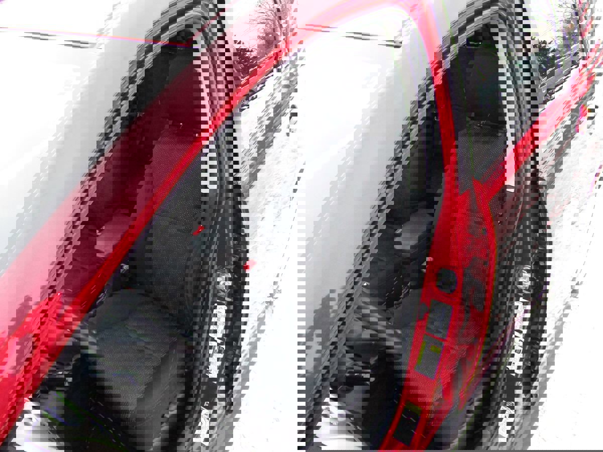 Used 2009 Pontiac Vibe w/ Sun And Sound Package image 26