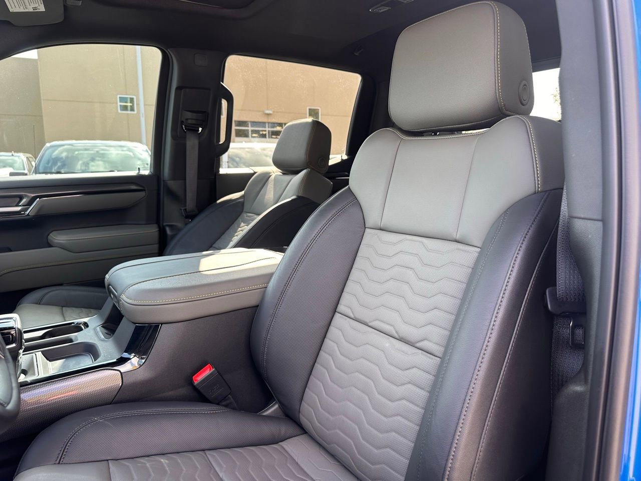 Used 2026 Chevrolet Silverado 1500 ZR2 w/ Dark Appearance Package image 22