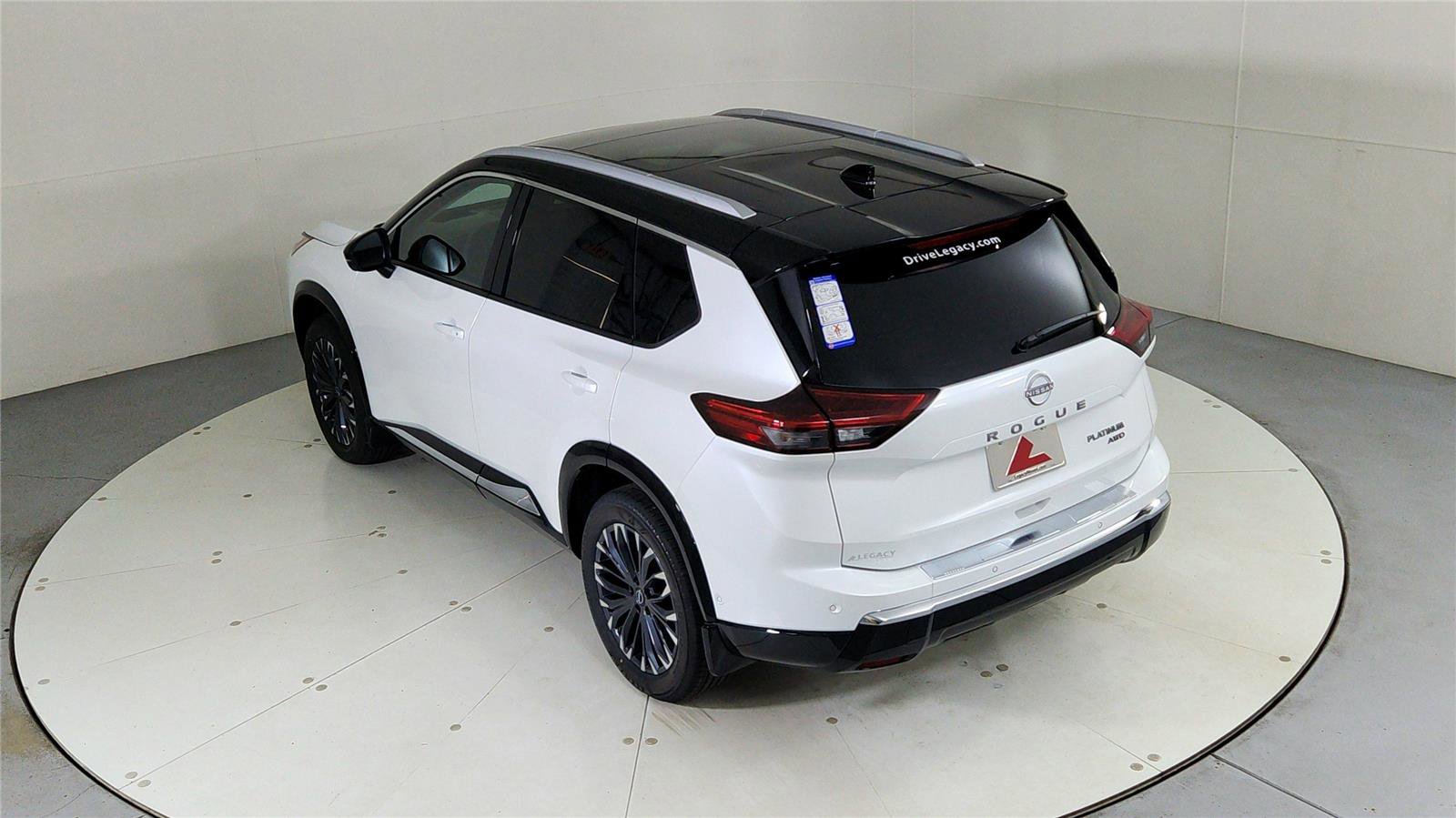 New 2026 Nissan Rogue Platinum w/ Platinum Premium Package image 44