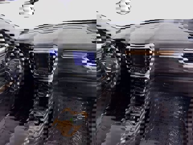 Used 2021 GMC Acadia SLE w/ Driver Convenience Package FWD image 29