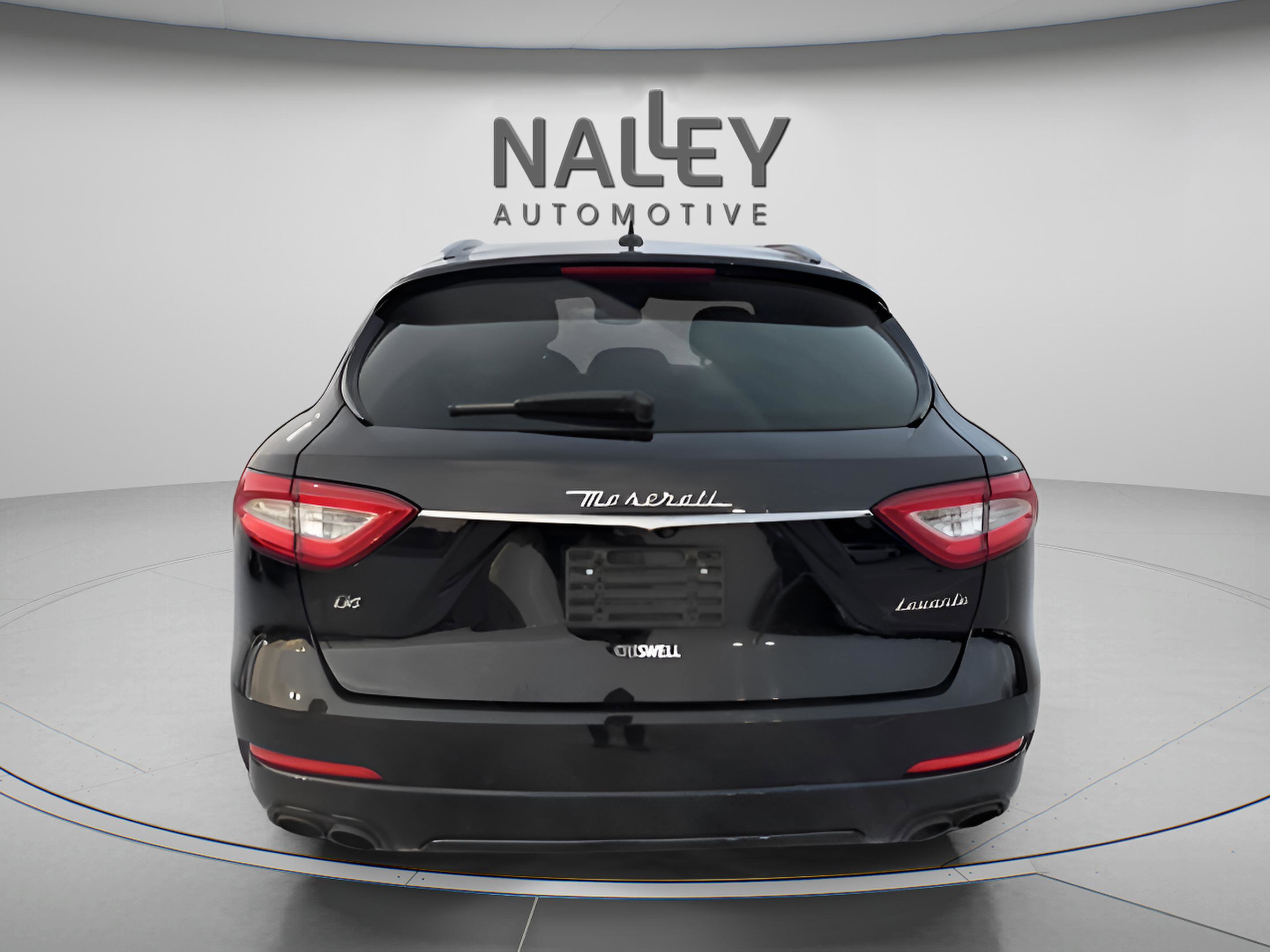 Used 2018 Maserati Levante image 4