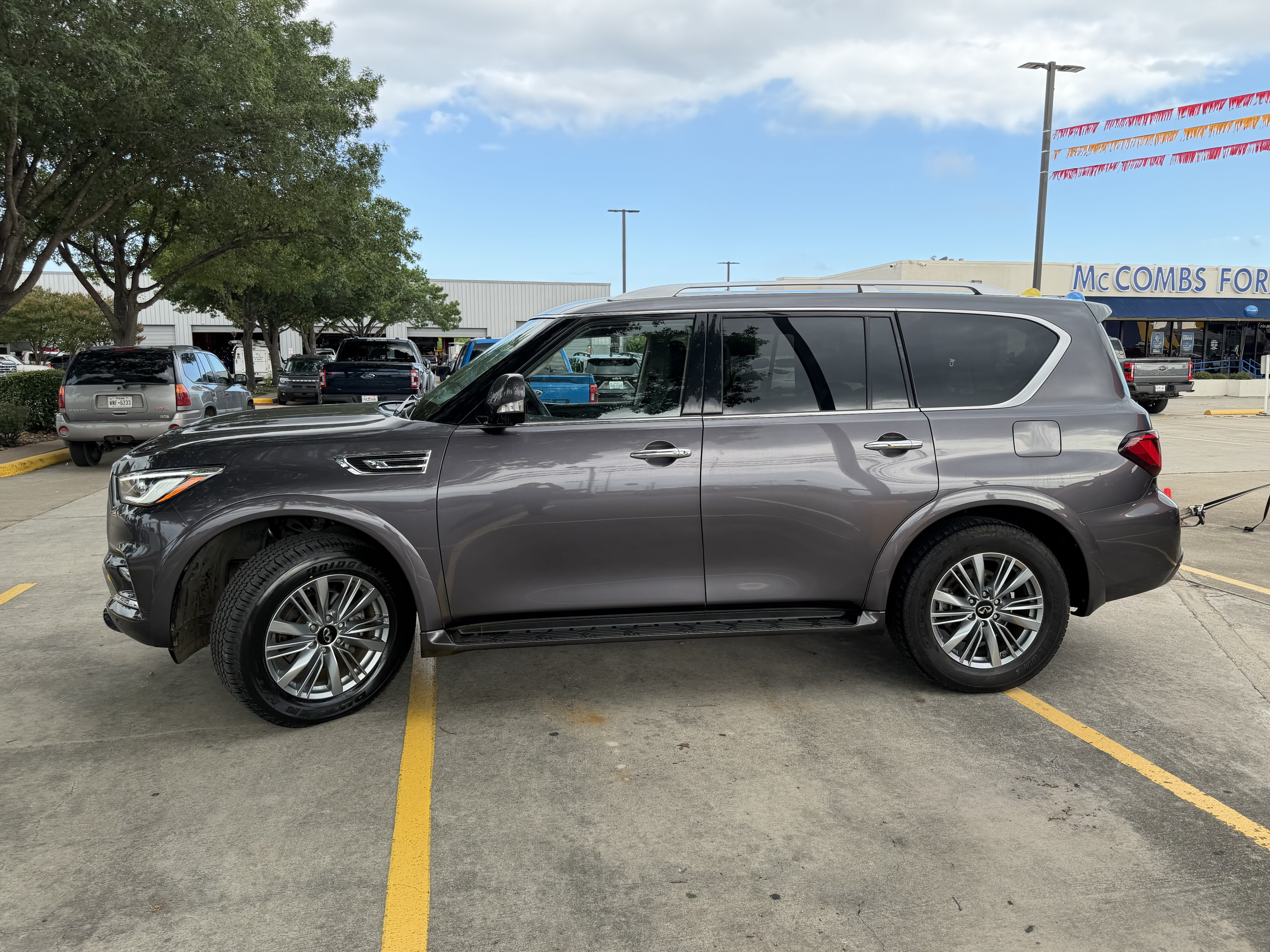 Used 2024 INFINITI QX80 Luxe AWD/4WD image 14