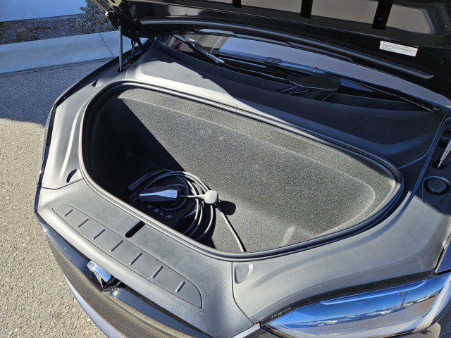 Used 2024 Tesla Model X image 23